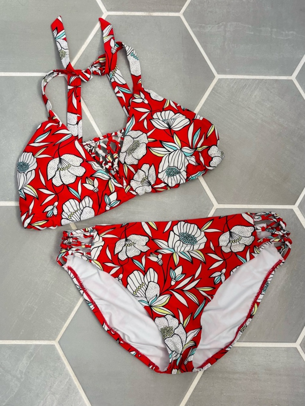 Swimsuits for All Women’s 14 Red Floral 2-Piece Bikini with Netting Detail